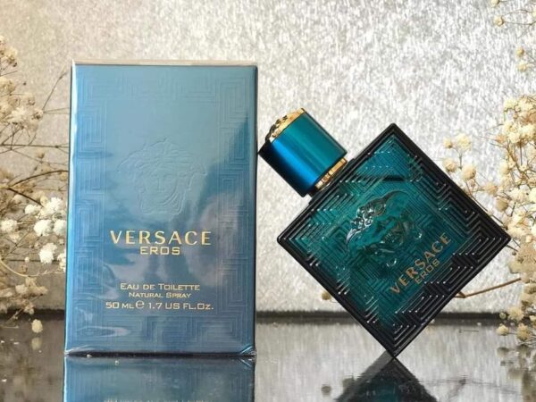 Versace Eros Eau De Toilette Spray - 100 ml/3.4oz - Image 3